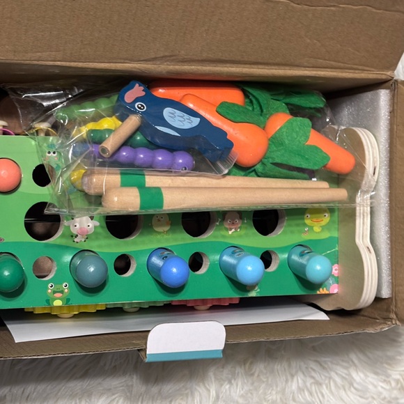 6 in 1 Wooden Montessori Toy - Picture 2 of 7